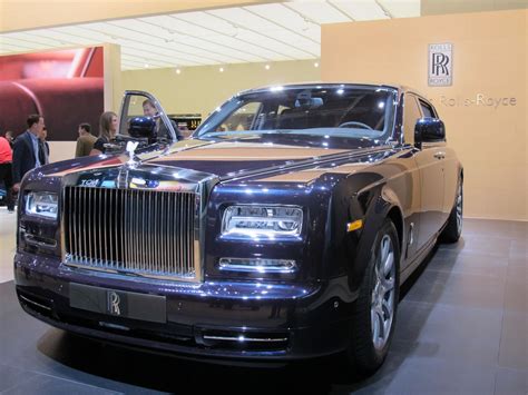 Rolls-Royce presenta al Celestial Phantom - Autocosmos.com