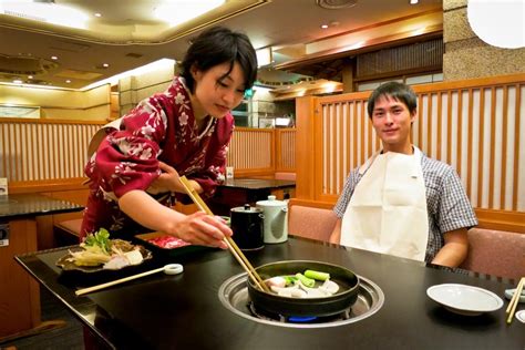 Food Battle: Shabu Shabu vs Sukiyaki - GQ trippin