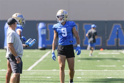 2022 UCLA Football Position Preview: Wide receivers, tight ends - Daily Bruin