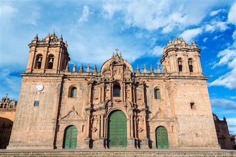 Premium Photo | Cusco Cathedral