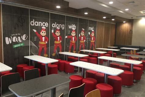 SNEAK PEEK: Jollibee’s 1,000th store is designed for millennials | ABS-CBN News