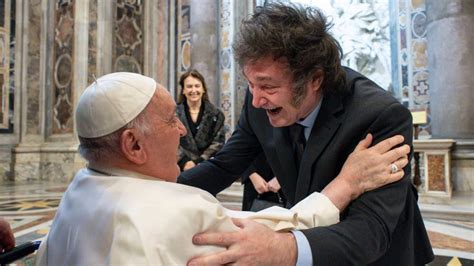 Pope Francis Receives the President of Argentina | FSSPX News