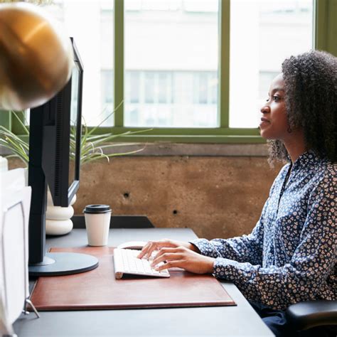 5 Black Women Entrepreneurs to Support this Black History Month