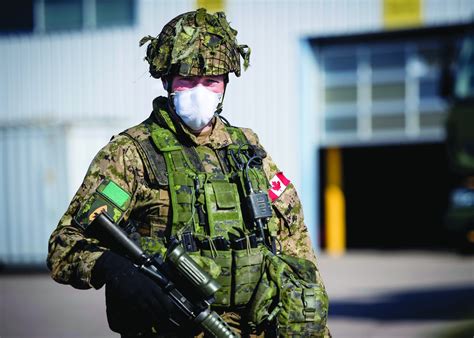 Canadian Army Looking For New Tactical Assault Vest – Bids Expected ...