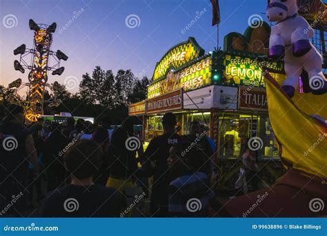 County Fair at Night, Games on the Midway Editorial Photo - Image of glass, cakes: 99638896