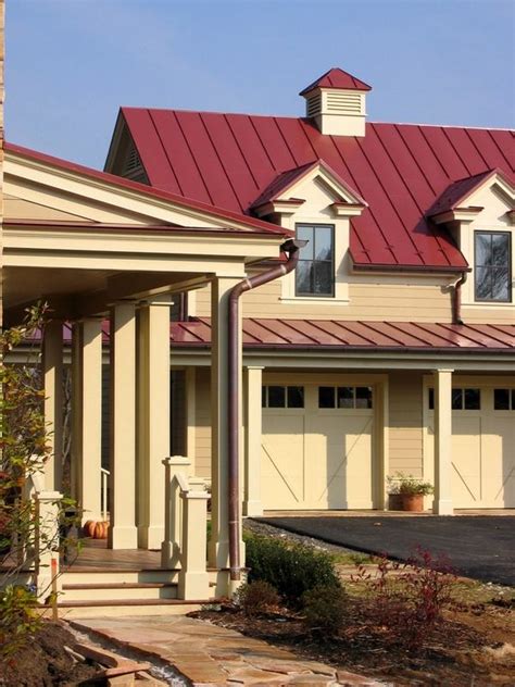 Metal roofing colors and house facade – choosing the right combination