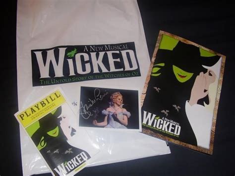 Wicked touring cast help! : r/Broadway