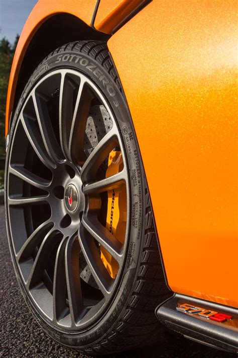 McLaren introduces Winter Wheel & Tyre package for Sport Series models ...