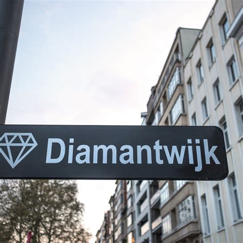 The Antwerp Diamond Heist: The Heist of the Century