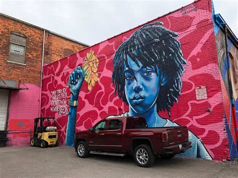 The #1 spot for Detroit street art: Eastern Market murals - To & Fro Fam