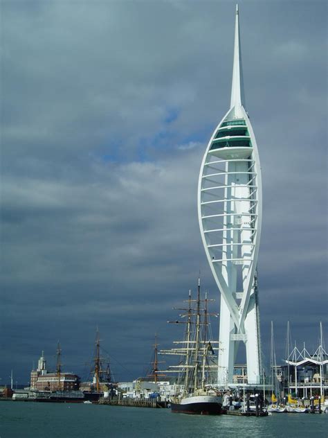 Spinnaker Tower (Portsmouth, 2005) | Structurae