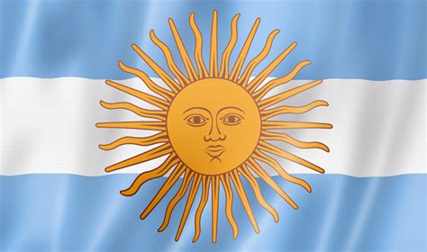 Bandera argentina: ¿con sol o sin sol?