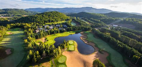 Best Mont Tremblant golf courses - Play the best courses Mont Tremblant