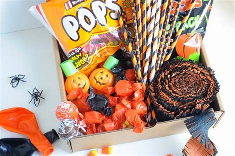 gifting: halloween party in a box