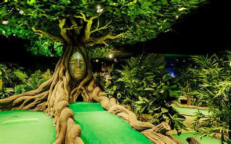 Treetop Adventure Golf Birmingham - Clayton Hotels