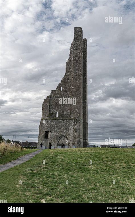 Medieval castle in Trim, County Meath, Ireland Stock Photo - Alamy