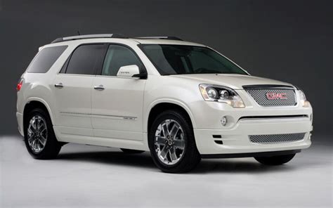 2011 GMC Acadia Denali Photo Gallery