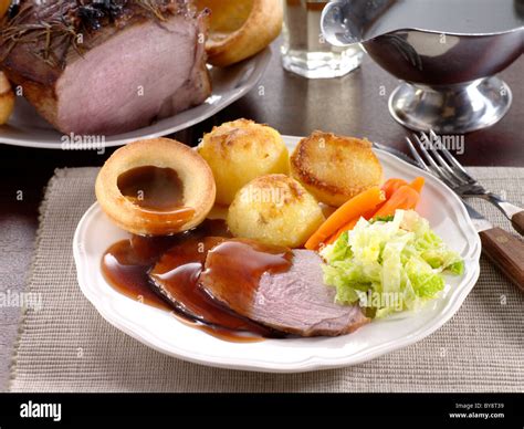 Roast Beef and Yorkshire Pudding Stock Photo - Alamy