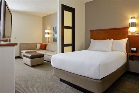 Hyatt Place Atlanta/Buckhead (Atlanta, GA): What to Know BEFORE You Bring Your Family