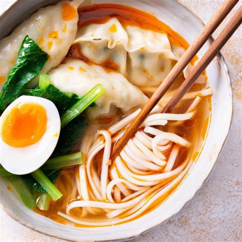 20-minute Dumpling Noodle Soup