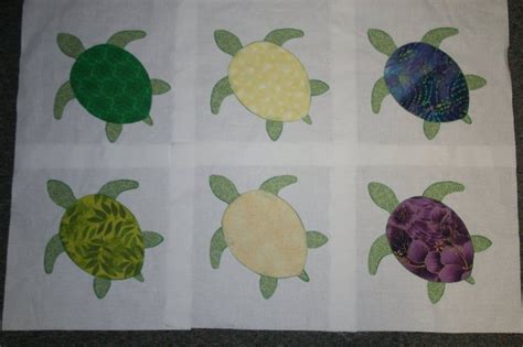 Sea Turtle Applique Quilt Block PDF Pattern | Etsy in 2020 | Turtle quilt, Applique quilts, Sea ...