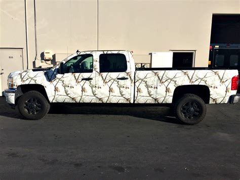 camo-chevy-silverado-full-wrap - Full Sail Graphics