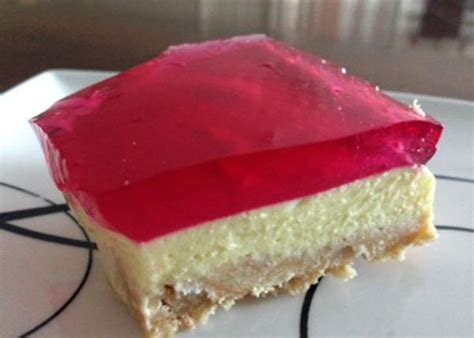 Wobbly jelly slice recipes | Australia's Best Recipes