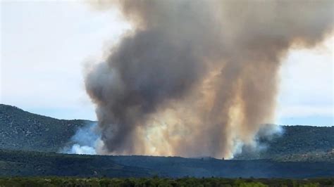 Top Fire burns 1,200 acres east of Globe, Arizona | 12news.com