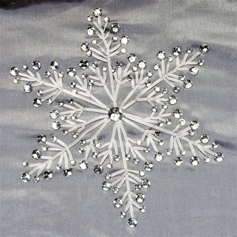 National Tree Company 42 in. Snowflake Christmas Tree Skirt - Fortunoff Backyard Store