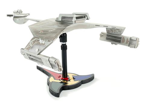 Lot - STAR TREK KLINGON D7 BATTLECRUISER 1:305 SCALE