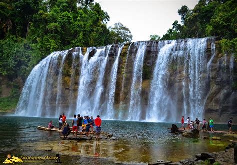 The Majestic Tinuy-an Falls, reputed as Niagara Falls of the ...