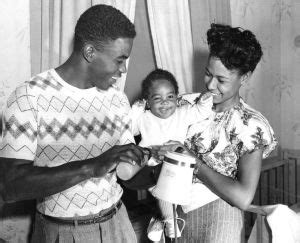 Great Photo of Jackie Robinson and Larry Doby! - Baseball History Comes Alive!