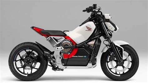 Honda's Fancy New E-Bike Stands on its Own