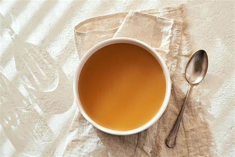 Your How-to Guide on the Bone Broth Fast Method | Health Reporter