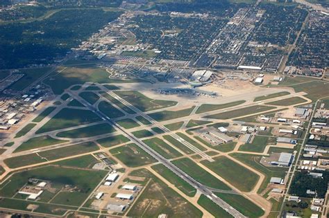 Southwest Airlines Opens Its Largest-Ever Hangar Facility For Technical Operations At William P ...