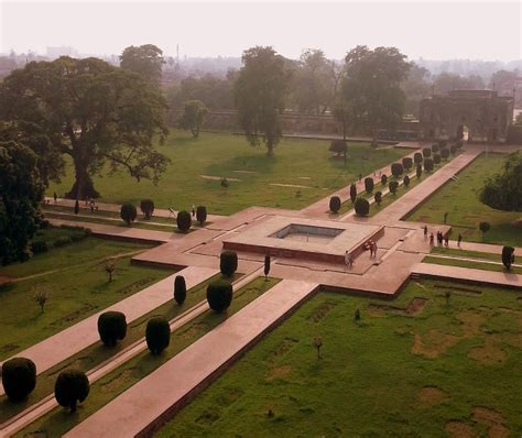 The Persian chahar-bagh gardens reflected the unity and harmony of the cosmos – Ismailimail