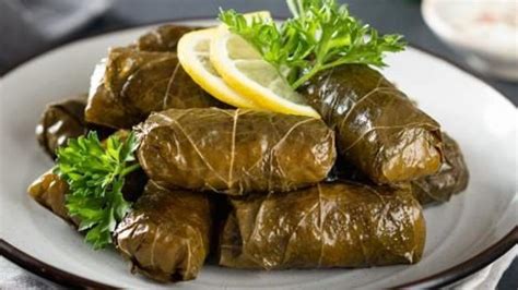 Dolmas (Stuffed Grape Leaves)