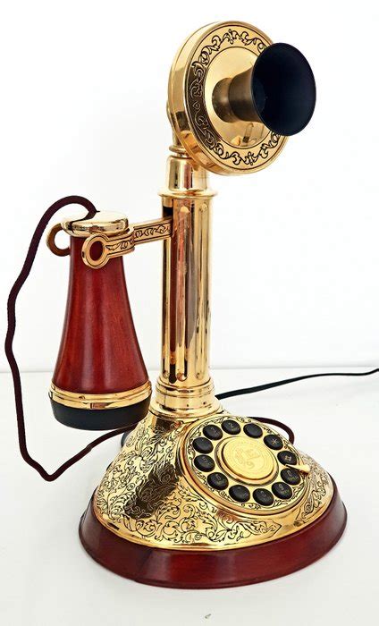 Franklin Mint - Alexander Graham Bell Phone - 24 carat gold-plated ...