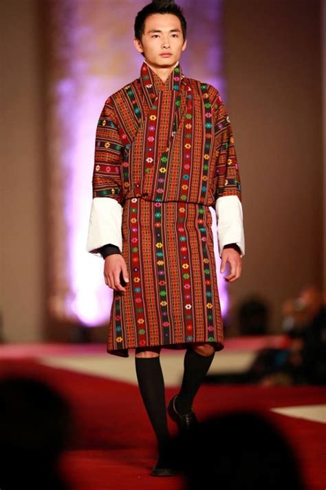 Gho -Bhutan National dress for men | Bhutan Sungkey Travels