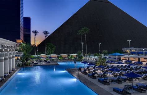 •LUXOR HOTEL & CASINO• | Las Vegas Suites