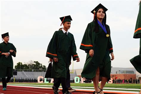 Harlingen High School South graduates reflect on past four years | MyRGV.com