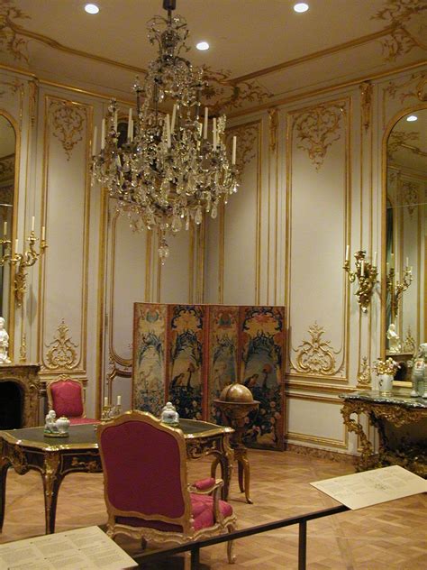 French Rococo Interior | Click on a image to bring up a larger version. | Baroque interior ...