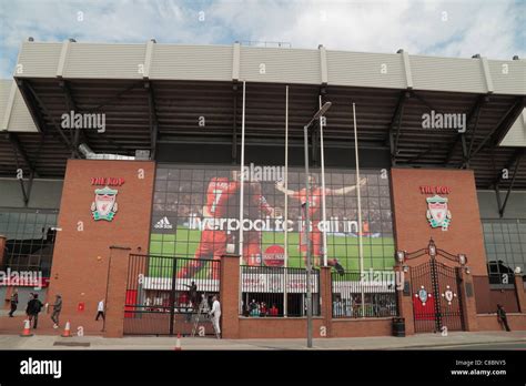 Anfield kop hi-res stock photography and images - Alamy