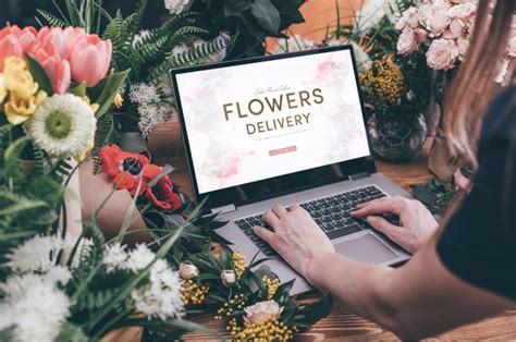 Why Online Flower Delivery Is the New Norm for Flower Shop Owners? - SnapBlooms Blogs