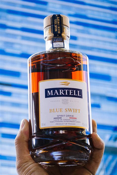 MARTELL BLUE SWIFT | Rượu