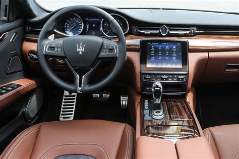 2017 Maserati Quattroporte Review