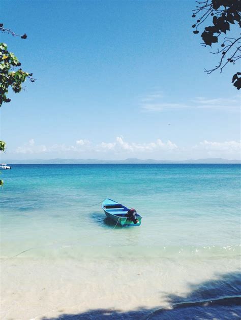 Cayo Levantado Island - Beautiful beach, with clear water and fine sand ...