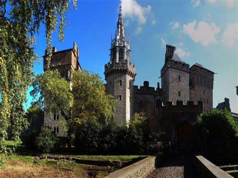 Cardiff Castle (Cardiff) - Visitor Information & Reviews