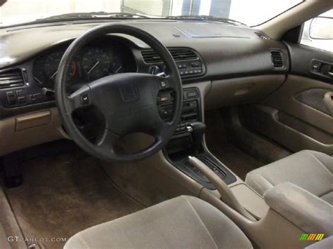 1996 Honda Accord EX Coupe Interior Color Photos | GTCarLot.com