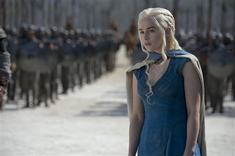 Daenerys Targaryen Season 4 - Daenerys Targaryen Wallpaper (36978110 ...